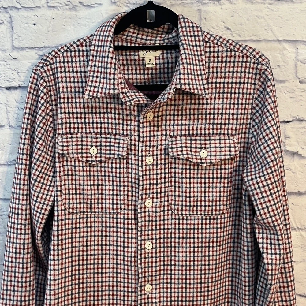 J Crew Men’s Long Sleeved Shacket Shirt Plaid Size Small